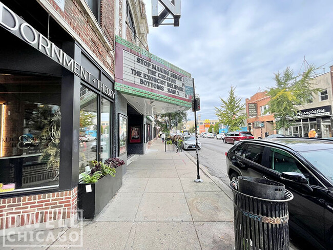 Building Photo - 2640 N Milwaukee Ave