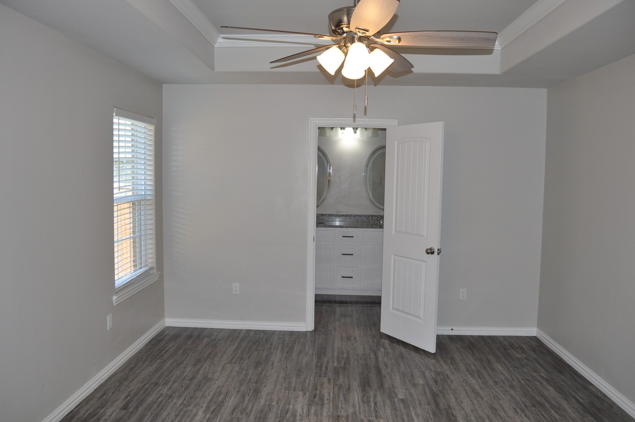 Building Photo - 118 Texoma Mdws