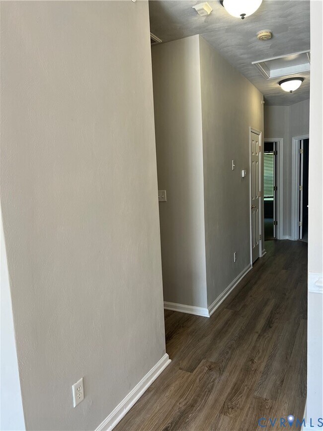 Building Photo - 11923 Shire Walk Ln