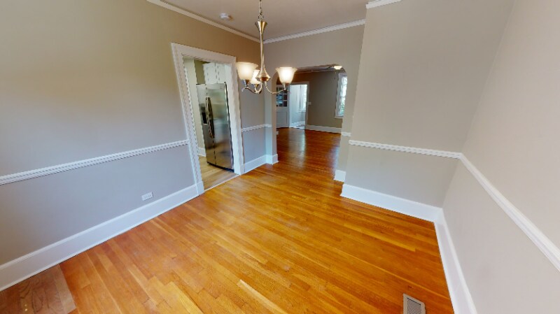 Building Photo - 502 N Thomas Rd