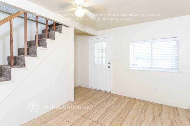 Building Photo - 425 Jasmine Ave