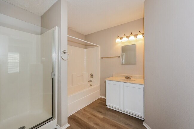 Building Photo - 4229 Gray Fox Dr