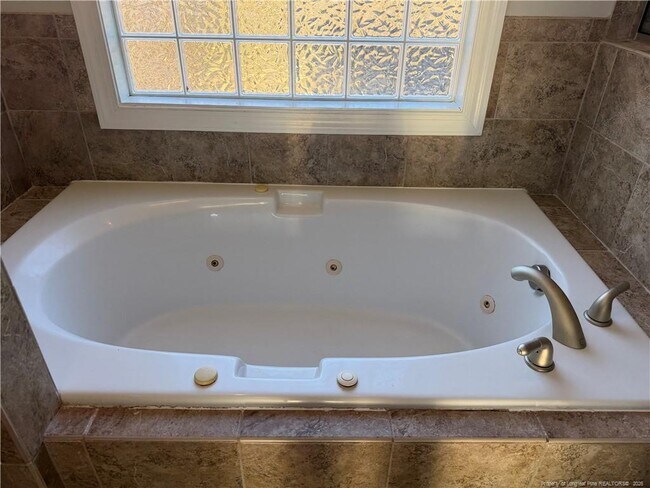 Building Photo - 3200 King James Ln