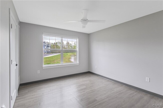 Building Photo - 21 Loso Dr