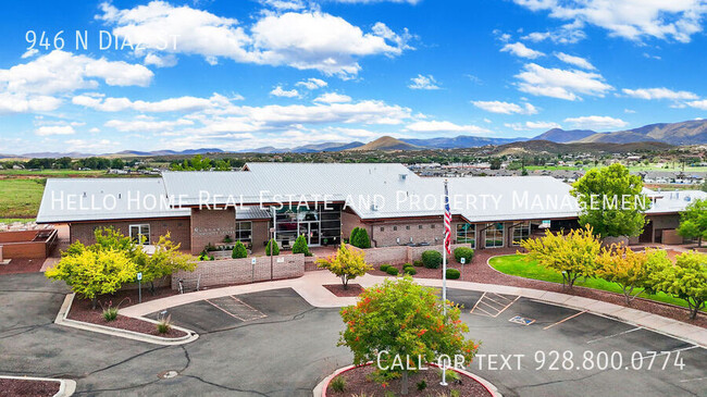 Building Photo - 946 N Diaz St