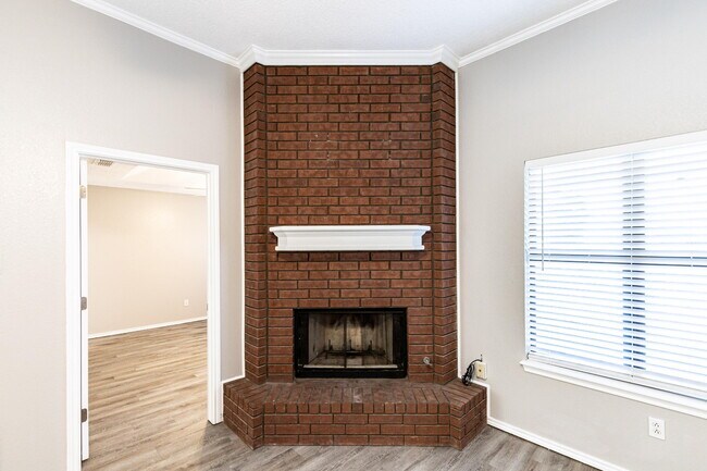 Building Photo - 2204 94th St
