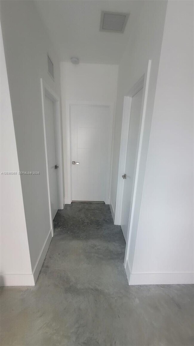 Building Photo - 2146 NW 69th Terrace