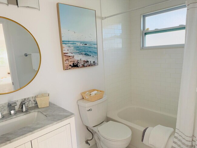 Building Photo - 311 N Swinton Ave