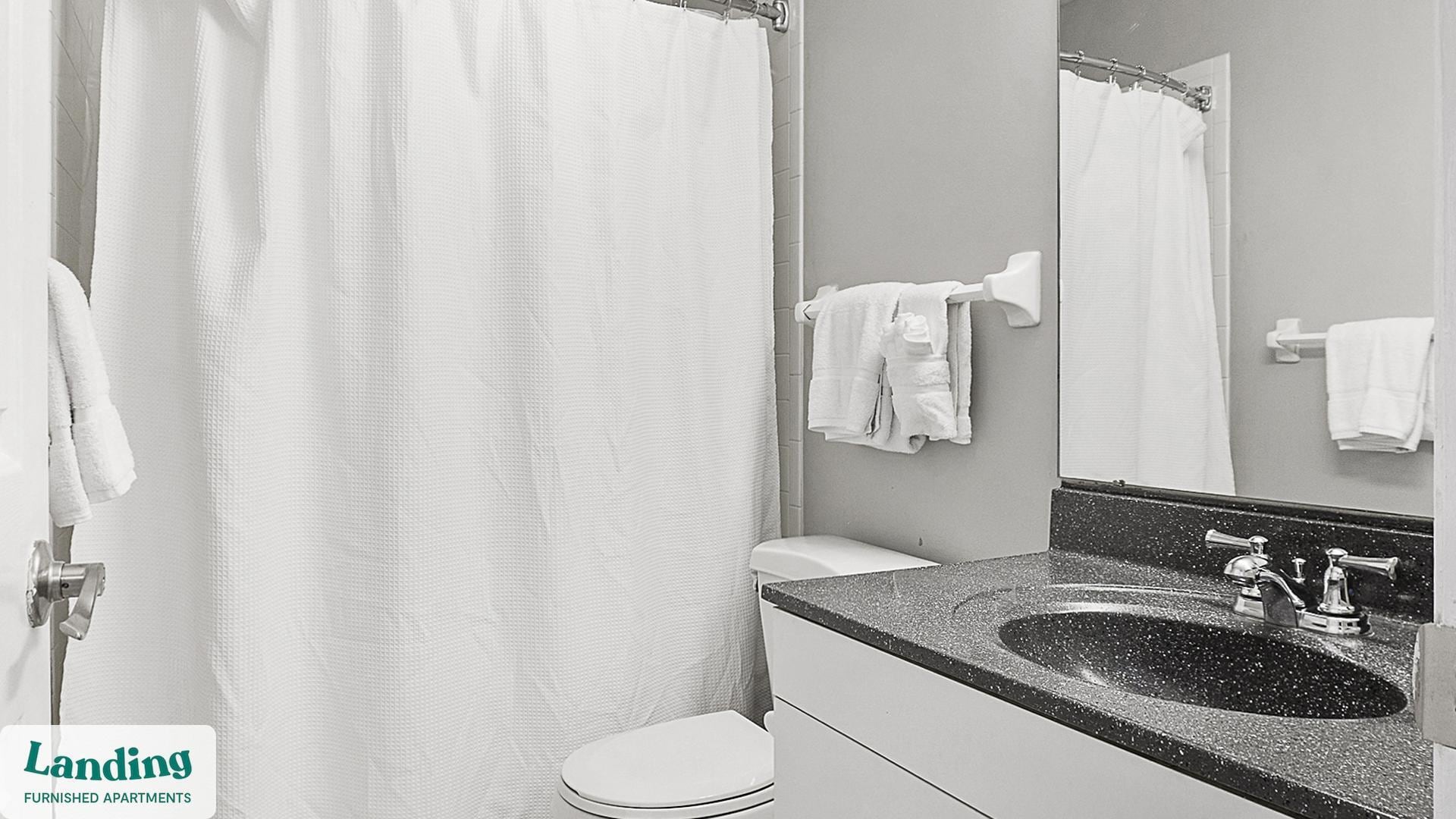 Building Photo - 115 W Monument Ave