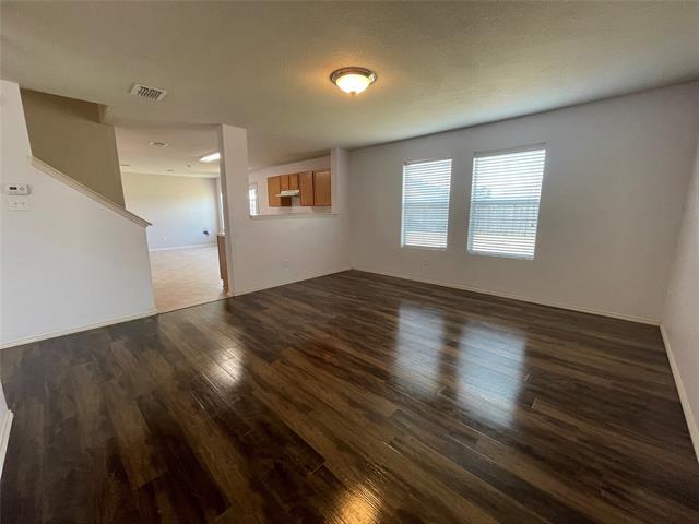 Building Photo - 2801 Mockingbird St