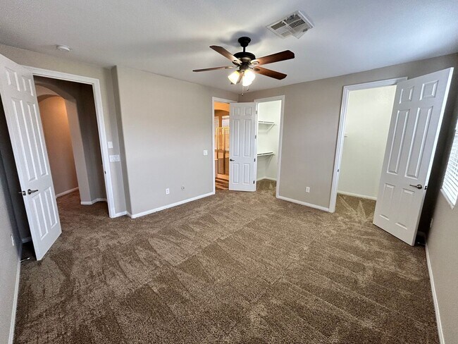 Building Photo - Beautiful 4/Bed/3Bath/2Car Two-Story Home with Loft and Office in Providence!
