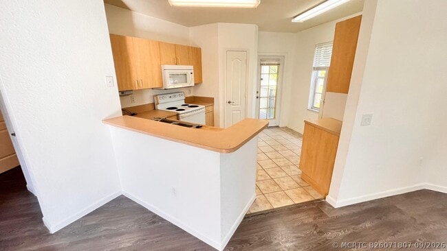 Building Photo - 106 Belmont Pl