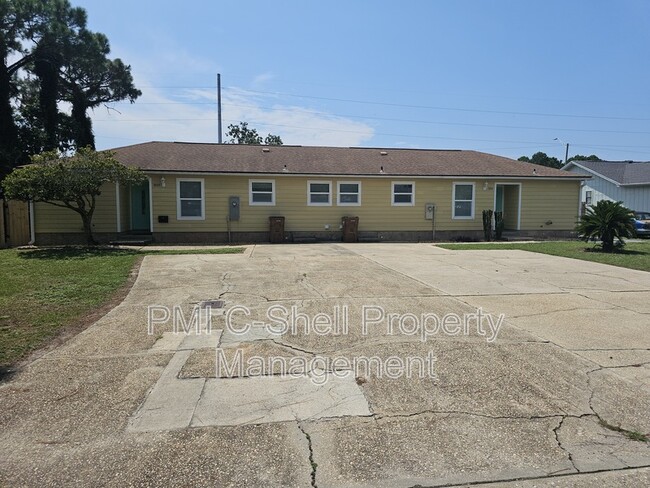 Building Photo - 3535 Southwind Dr