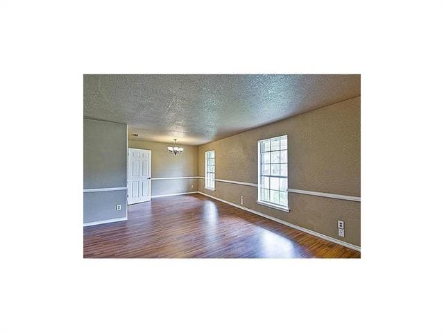 Building Photo - 14406 Tanglewood Dr