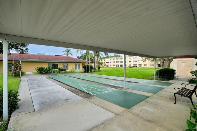 Building Photo - 4920 Locust St NE