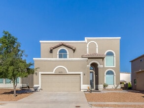 Building Photo - 3172 Hidden Valley Dr