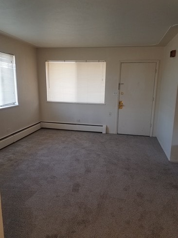 Building Photo - Single Tree Apartment Homes