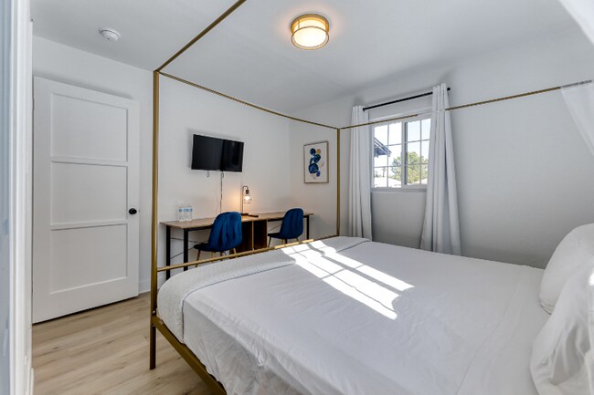 Building Photo - 1212 S 7th St