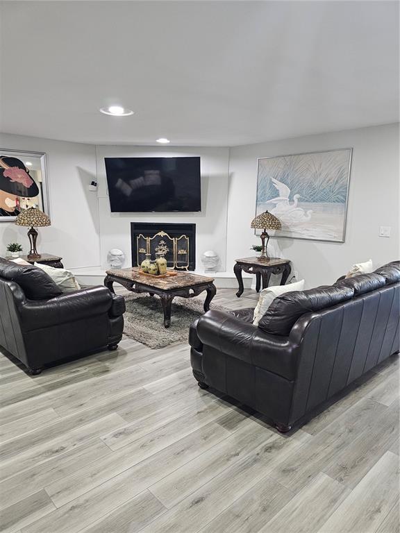 Building Photo - 1745 Foxcreek Ln