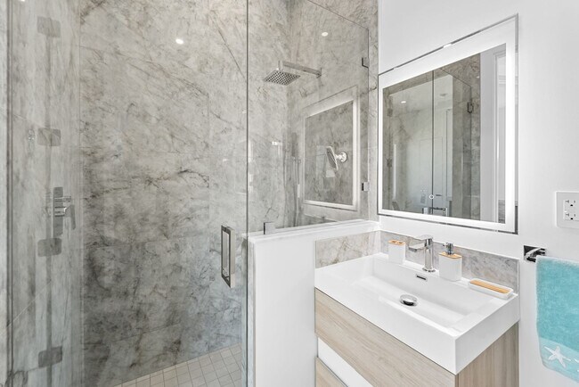 Building Photo - 247 Pescayo Ave