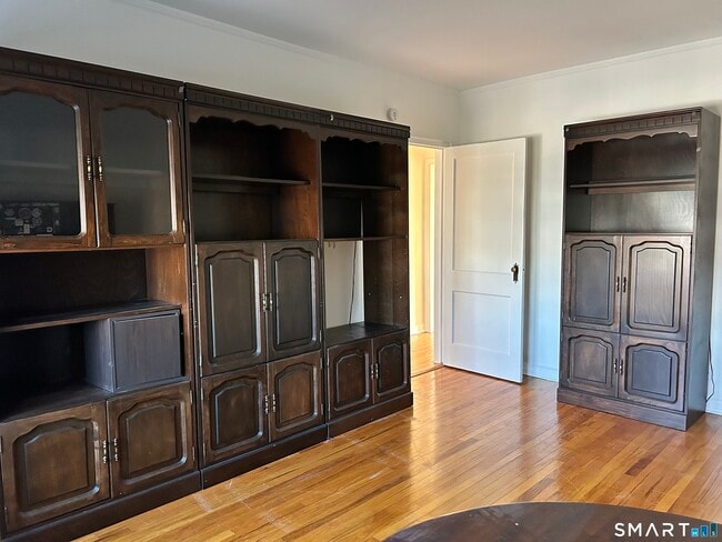 Building Photo - 118 Summer St