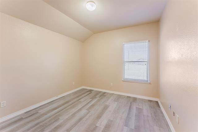 Building Photo - 1229 Lone Pine Dr