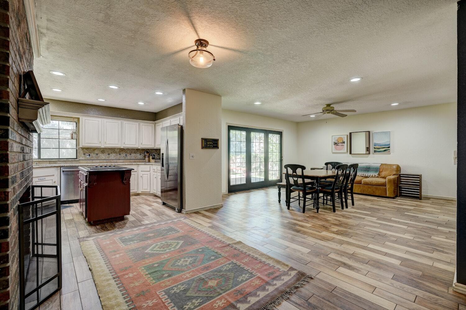 Building Photo - 1409 Folkstone