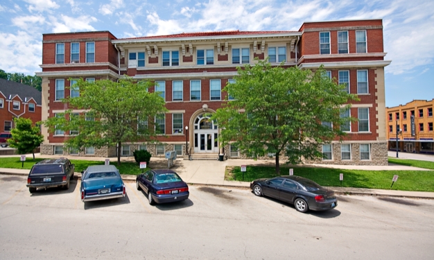 Primary Photo - The Landings at Maysville High School