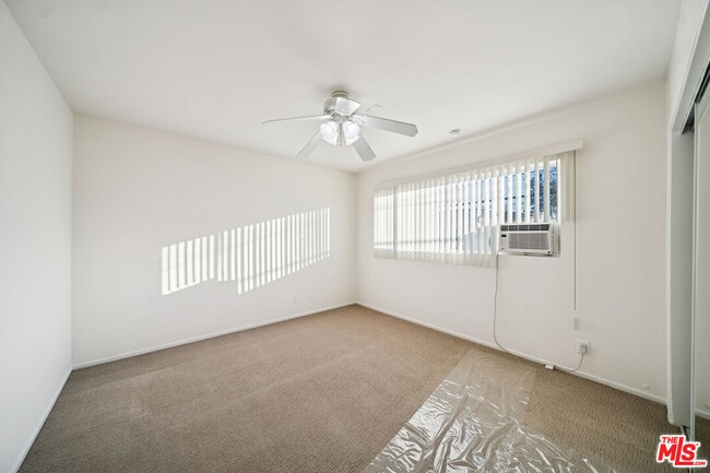 Building Photo - 8442 Blackburn Ave