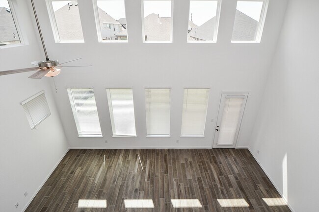 Building Photo - 7711 Pale Petunia Trl