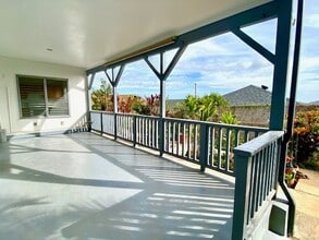 Building Photo - 202 - CA