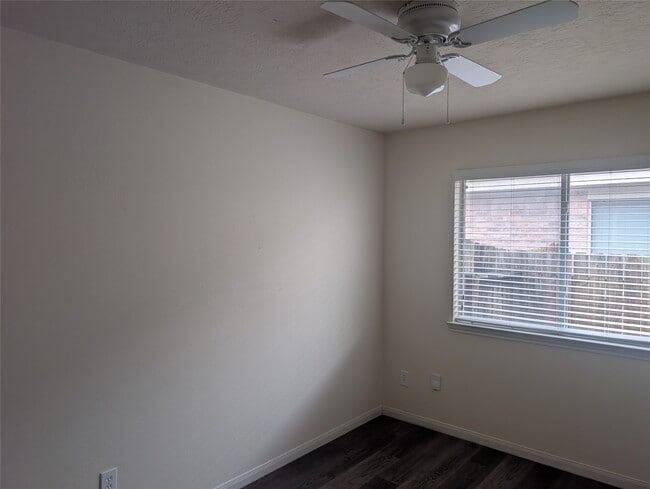 Building Photo - 1822 Fergus Park Ct