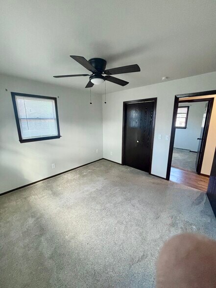 Building Photo - 1033 Wilson Ave