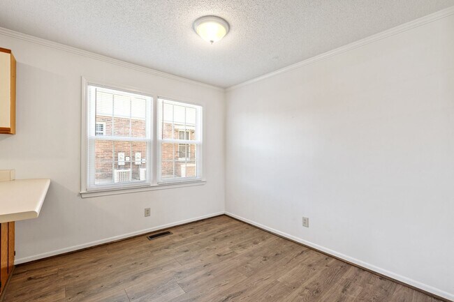 Building Photo - 203 Lancaster Ave