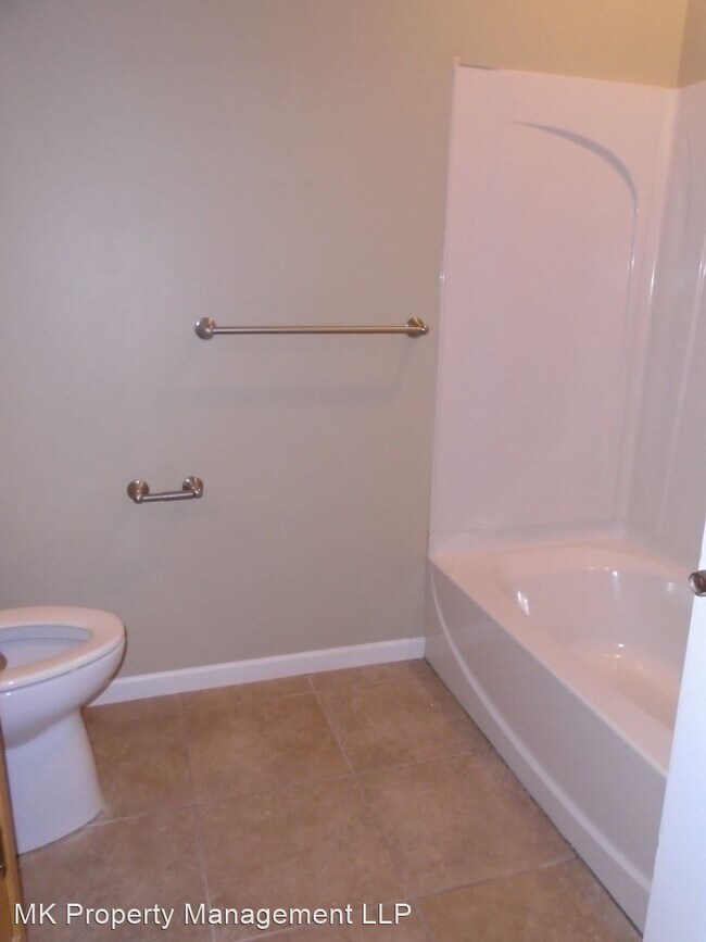 Building Photo - 2 br, 1 bath House - 1109 Moro B