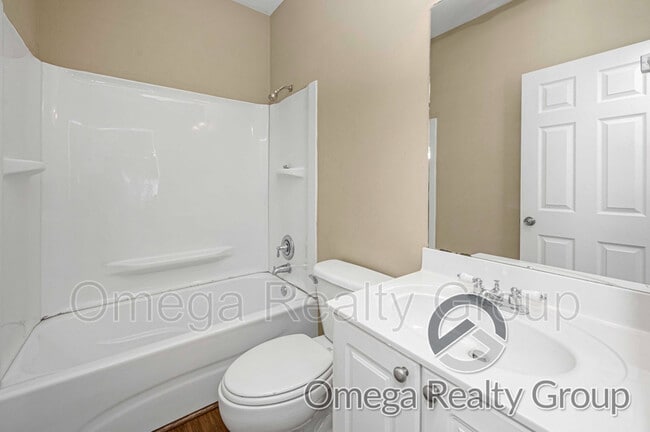 Building Photo - 2130 Forest Lakes Ln