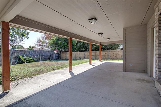 Building Photo - 3405 Spring Meadows Dr