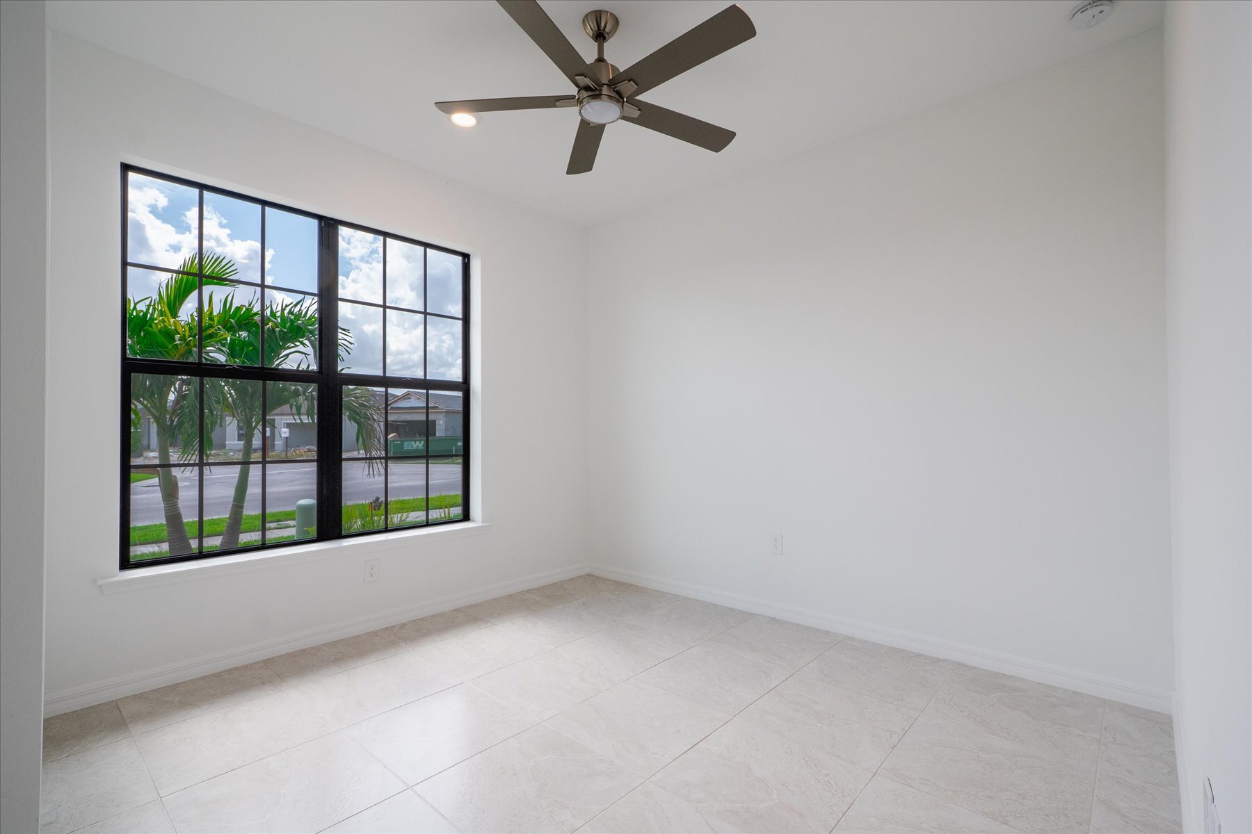 Building Photo - 2357 Gabel Oak Dr