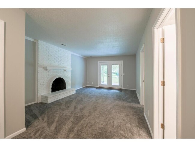 Building Photo - 5590 Timber Ln