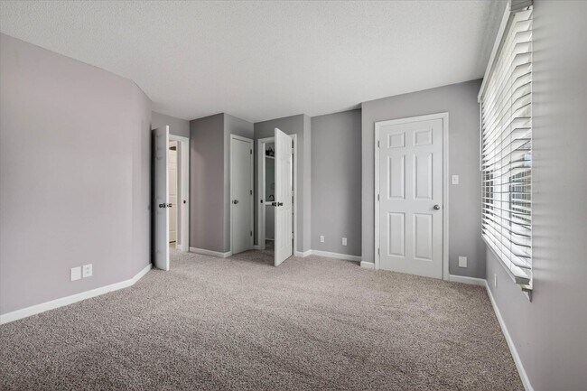 Building Photo - 91 Grassmire Dr