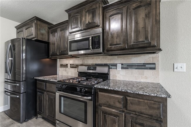 Building Photo - 457 Harper Dr