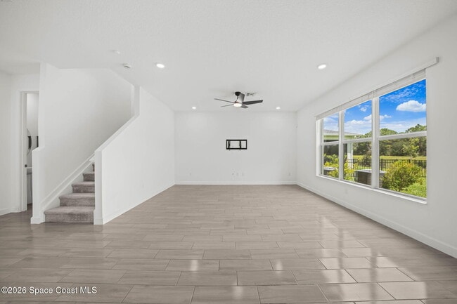 Building Photo - 640 Veridian Cir NW