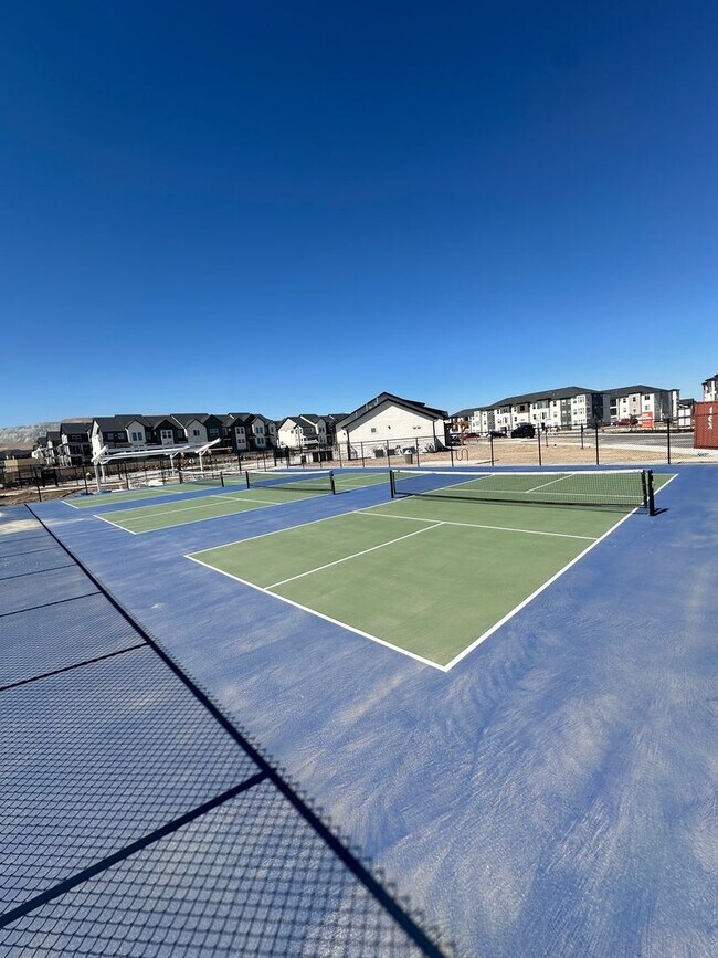 Building Photo - BRAND NEW Condo in Herriman!!!