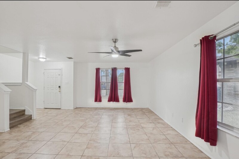 Building Photo - 4662 Snow Ridge Ct