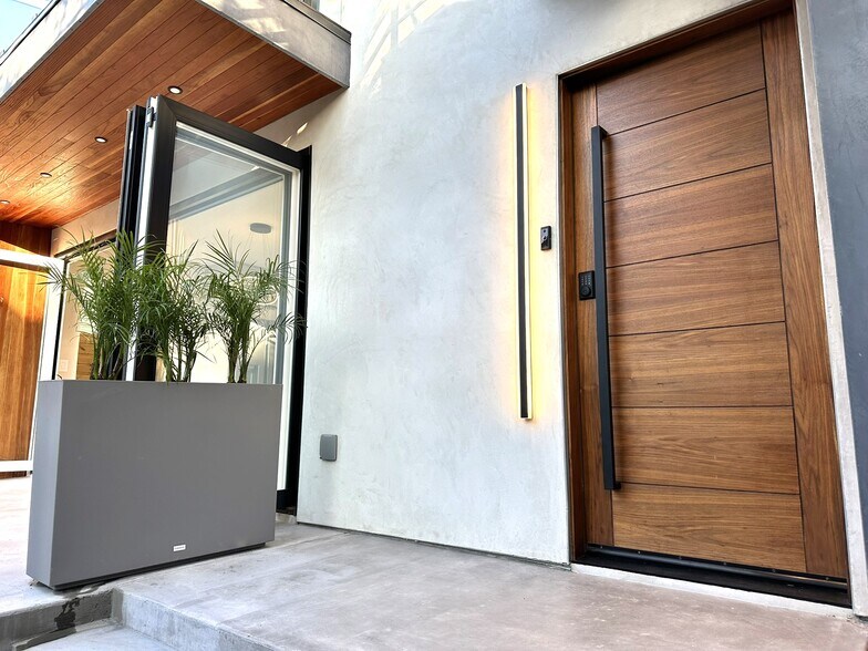 Building Photo - 36 Paloma Ave