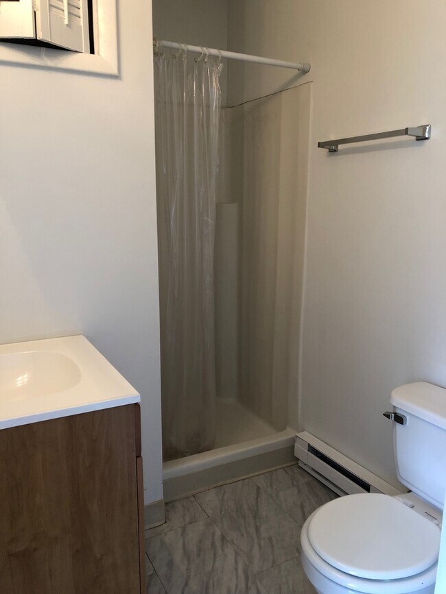 Building Photo - Wiles Hills - 1 Bedroom apartment -Availab...