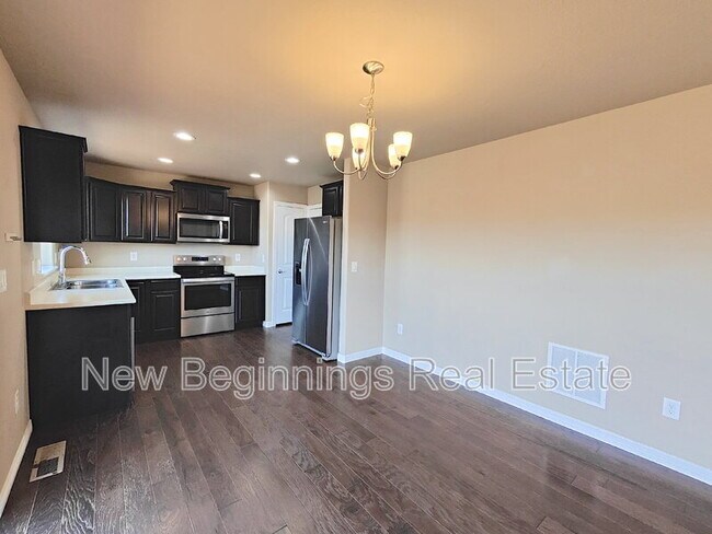 Building Photo - 6134 Meadowbank Ln