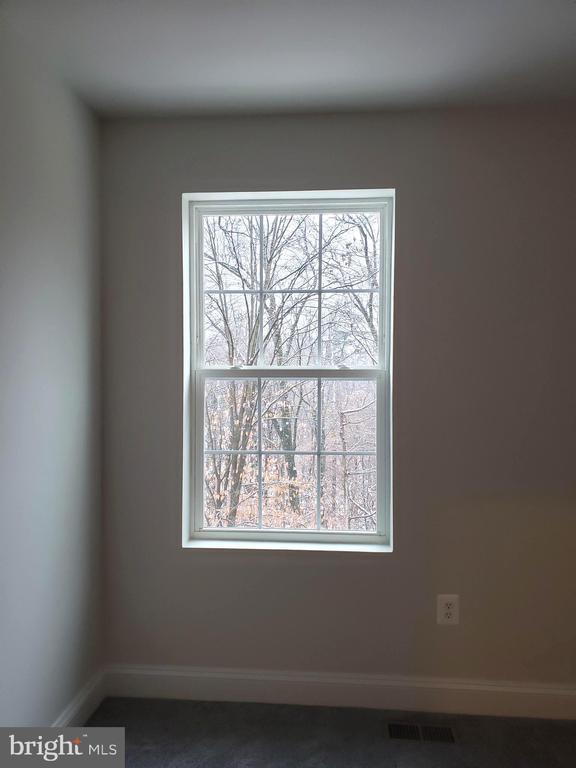 Building Photo - 3639 Duckhorn Way