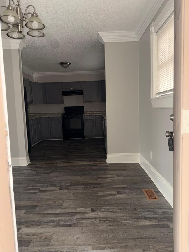 Building Photo - 9105 W 36th St