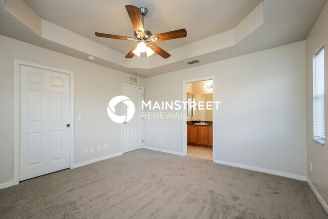 Building Photo - 3 Bedroom Pet-Friendly Home in Lehigh Acres, FL with Main Street Renewal
